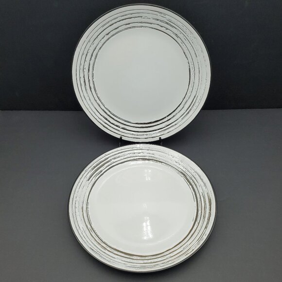 Scratch Collection Dinner Plates White Plates with Gray Black Etched Rims - Picture 1 of 5